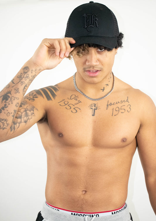 1K Retro Trucker Caps - Midnight Black & Deep Navy