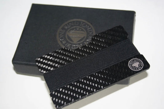 OneKind Carbon Fibre Card Holder - Gift Boxed